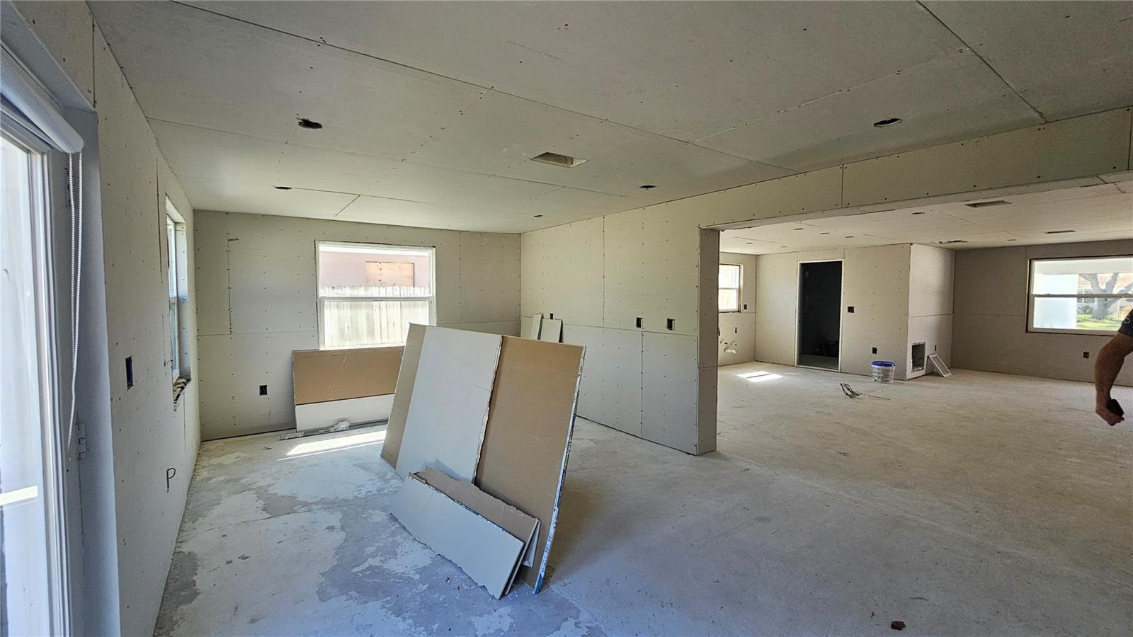 Image 16 of 58 For 5519 Denver Street Ne