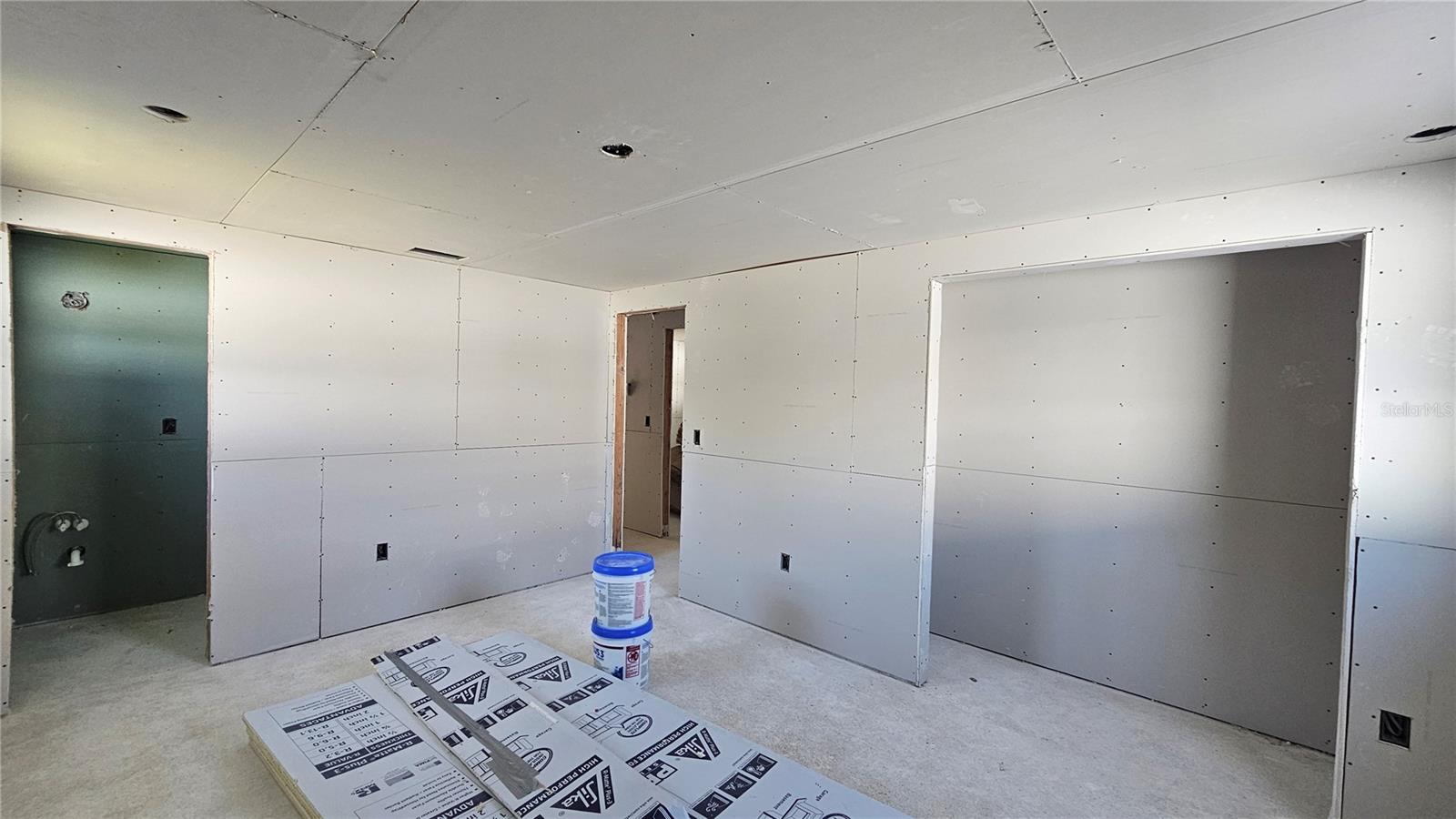 Image 28 of 58 For 5519 Denver Street Ne