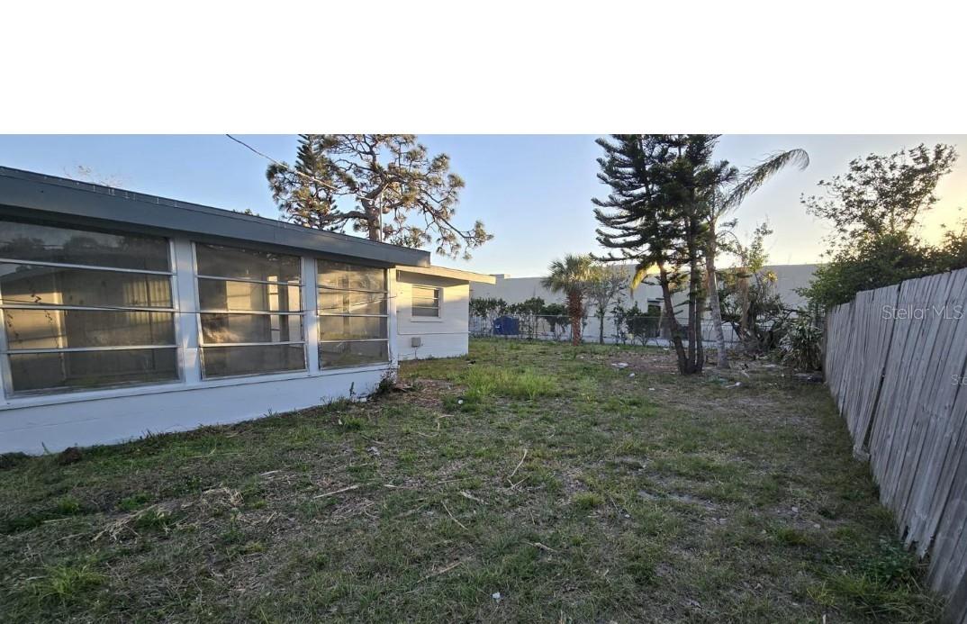 Image 13 of 15 For 1634 Banyan Drive