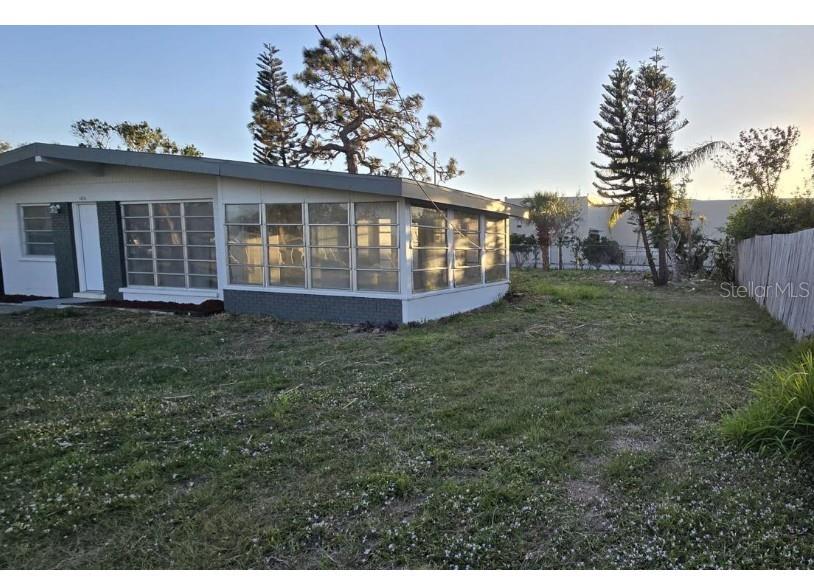 Image 14 of 15 For 1634 Banyan Drive