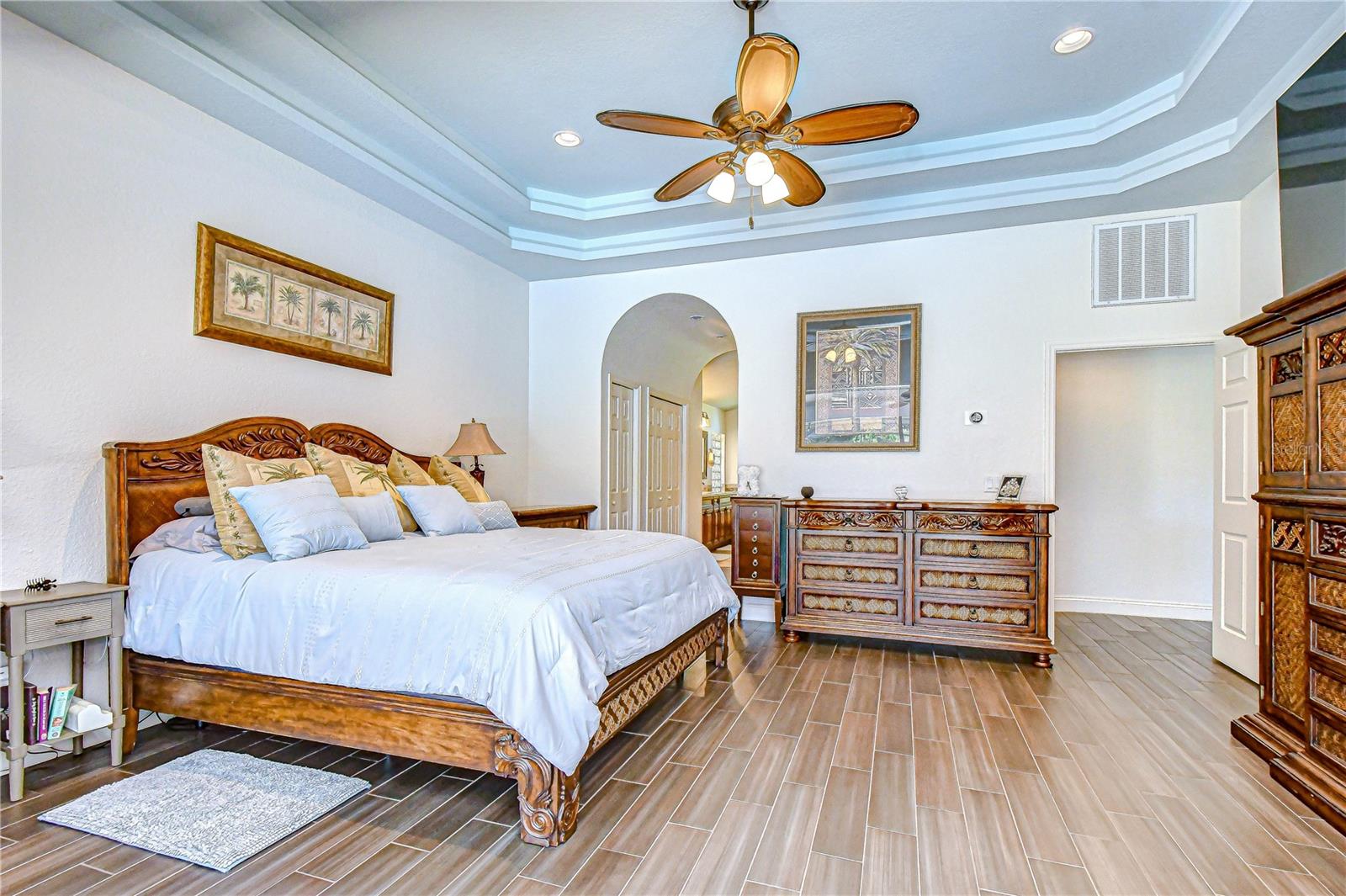 Image 25 of 58 For 6623 Stonington Drive N