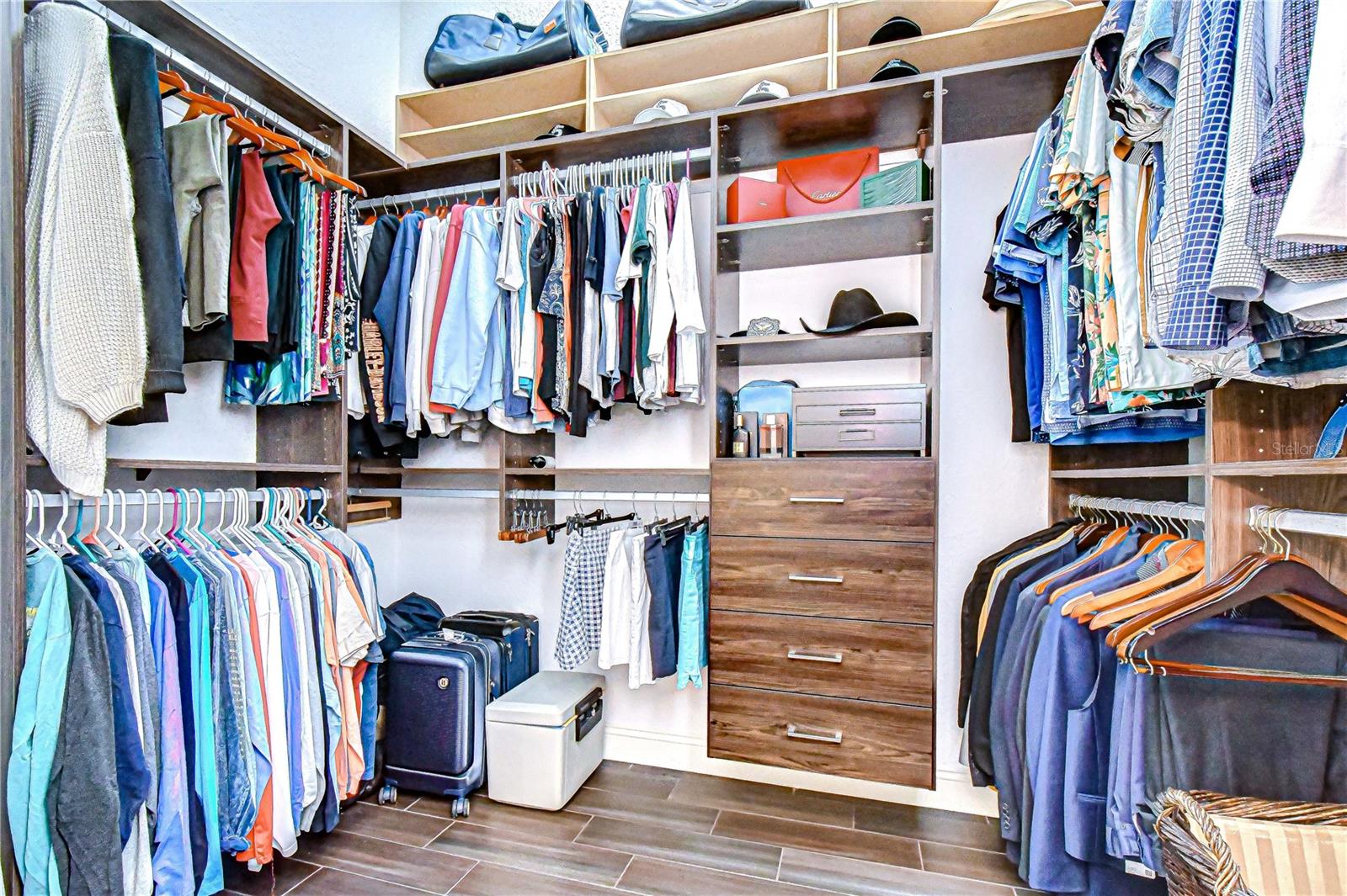 Image 33 of 58 For 6623 Stonington Drive N