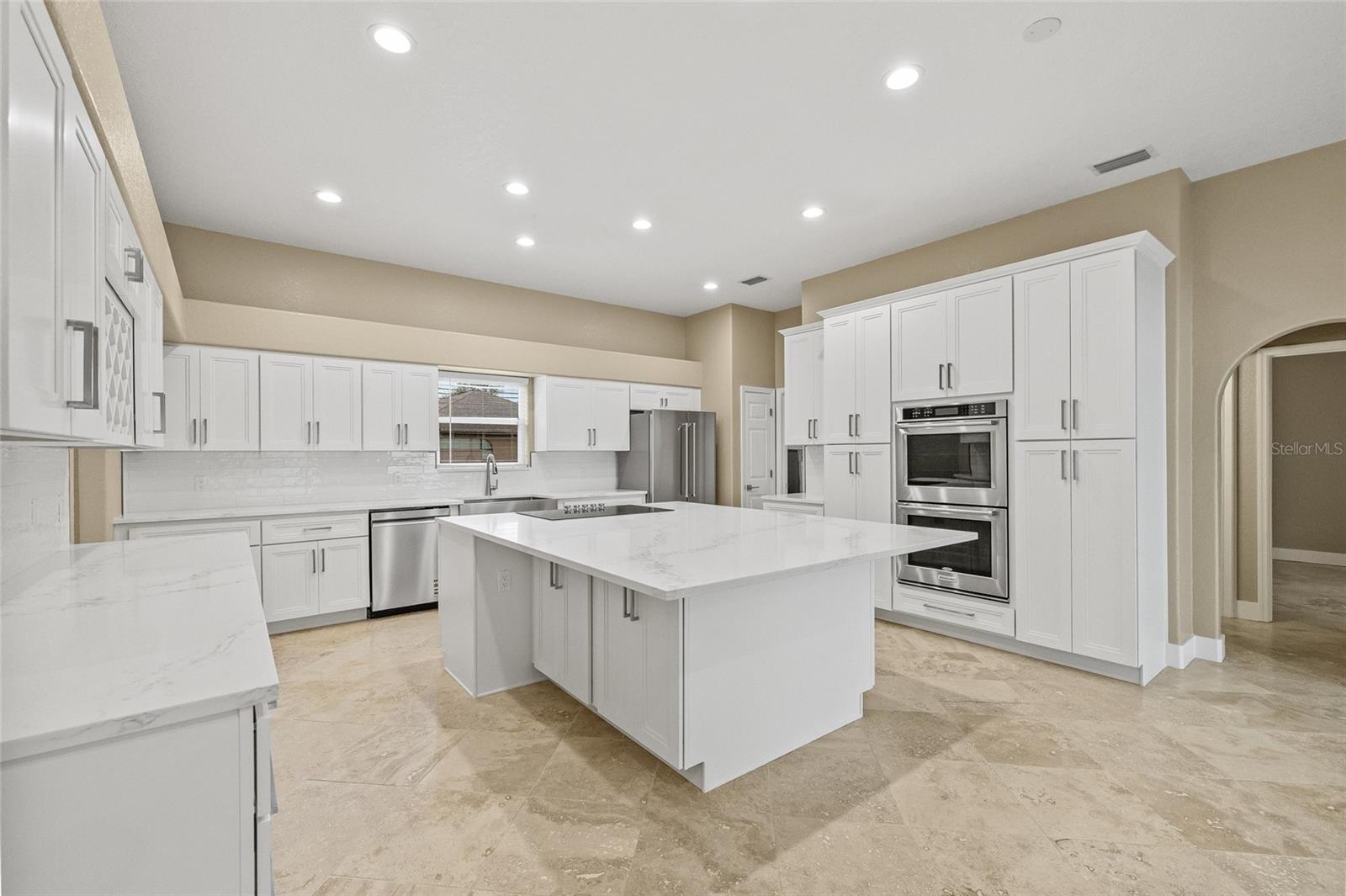 Image 18 of 69 For 13186 Coronado Drive