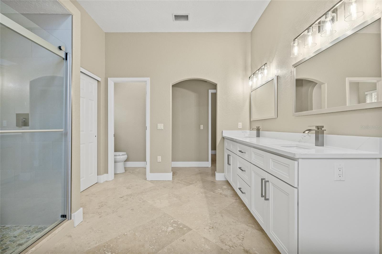 Image 36 of 69 For 13186 Coronado Drive