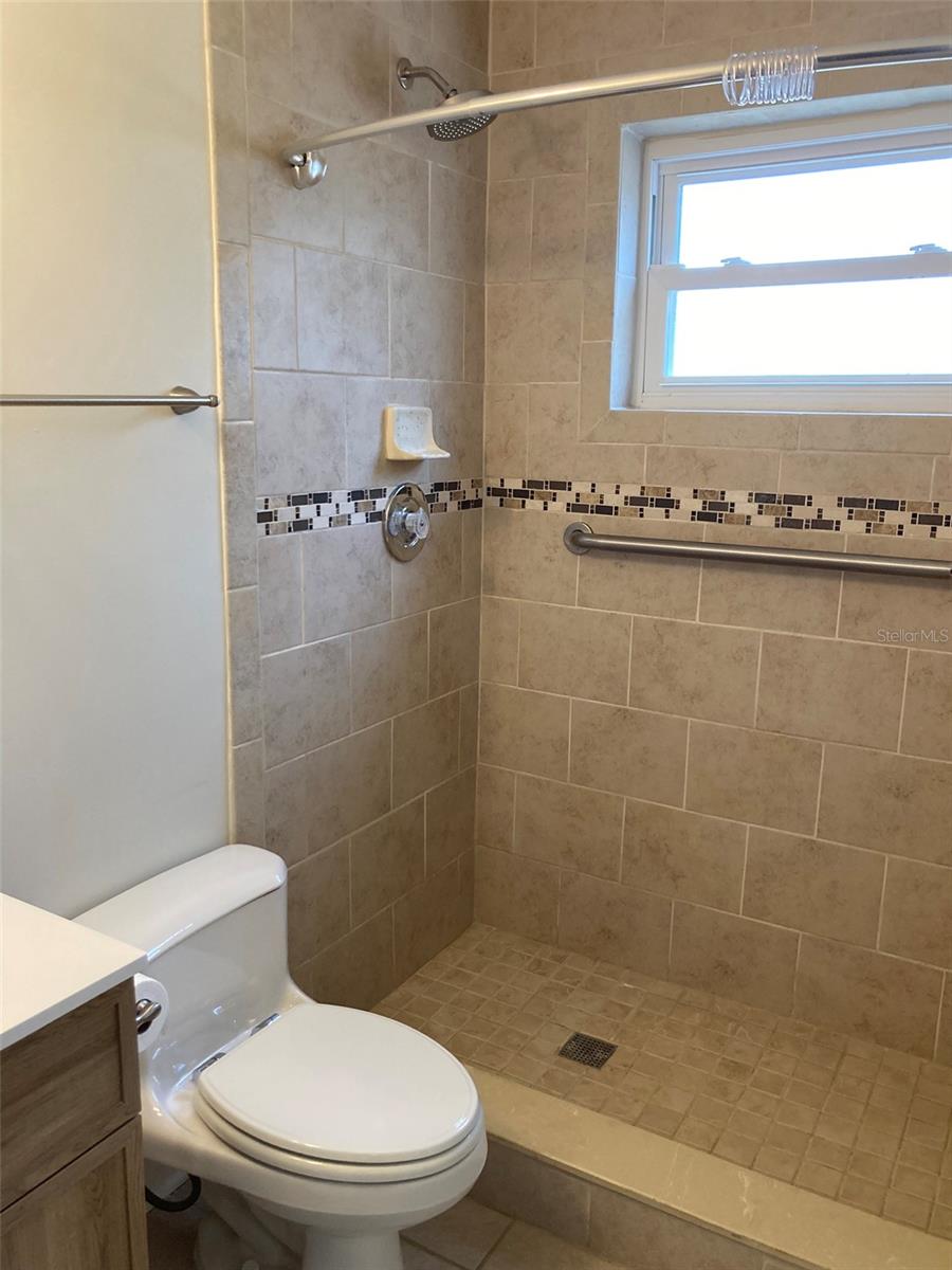 Image 19 of 60 For 5725 80th Street N 114