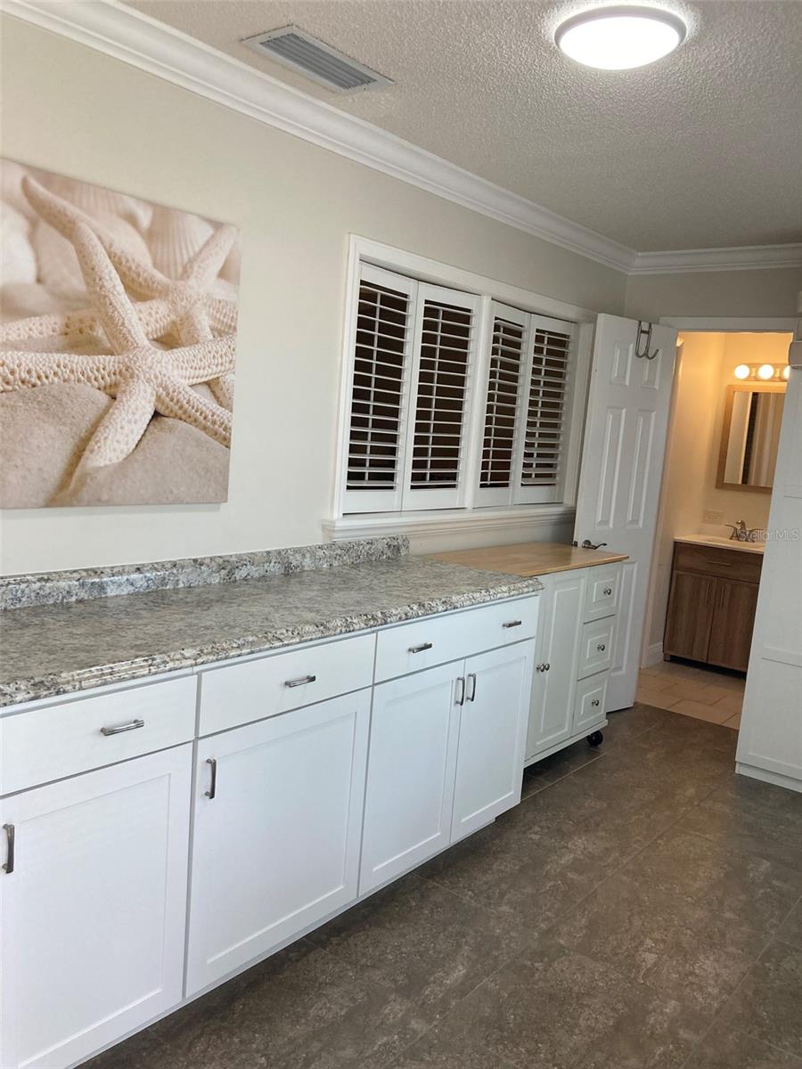 Image 42 of 60 For 5725 80th Street N 114