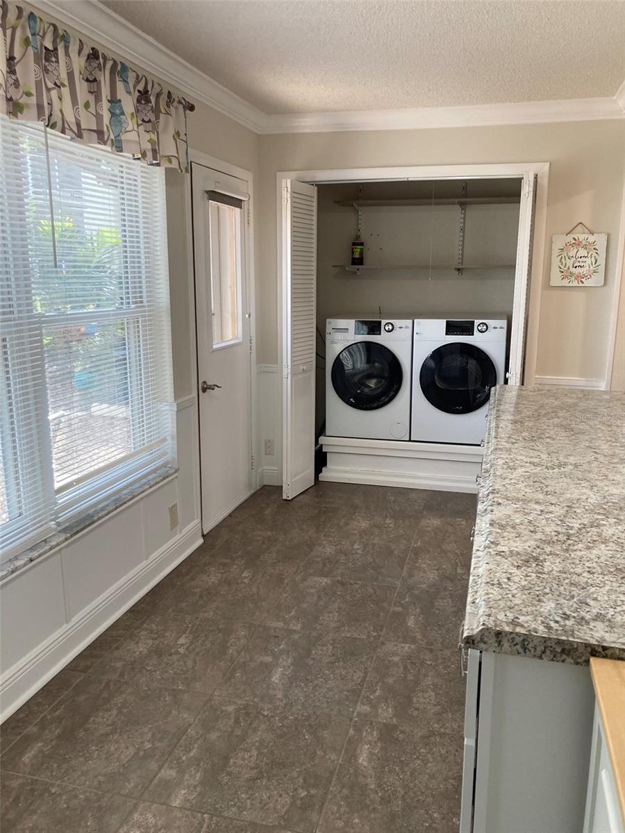 Image 45 of 60 For 5725 80th Street N 114