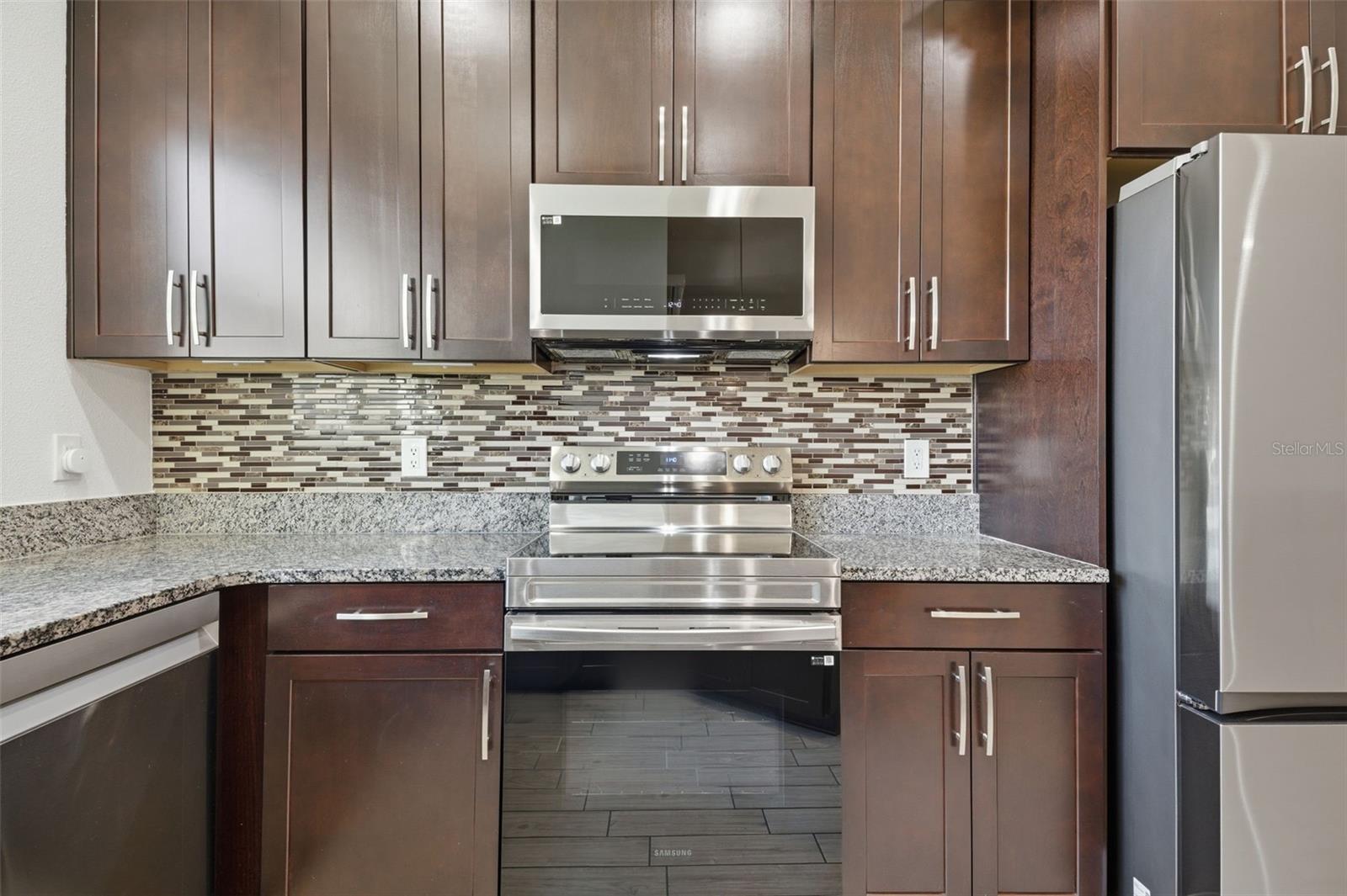 Image 9 of 48 For 11539 Crowned Sparrow Lane