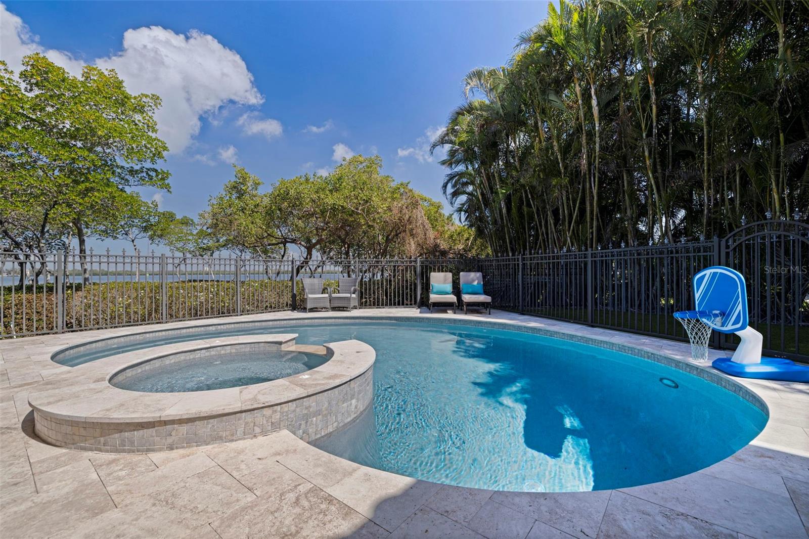 Image 42 of 60 For 1285 Gasparilla Drive Ne