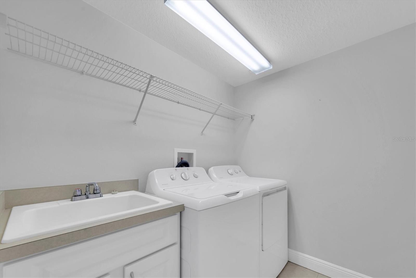 Image 35 of 68 For 7069 Key Haven Road 302