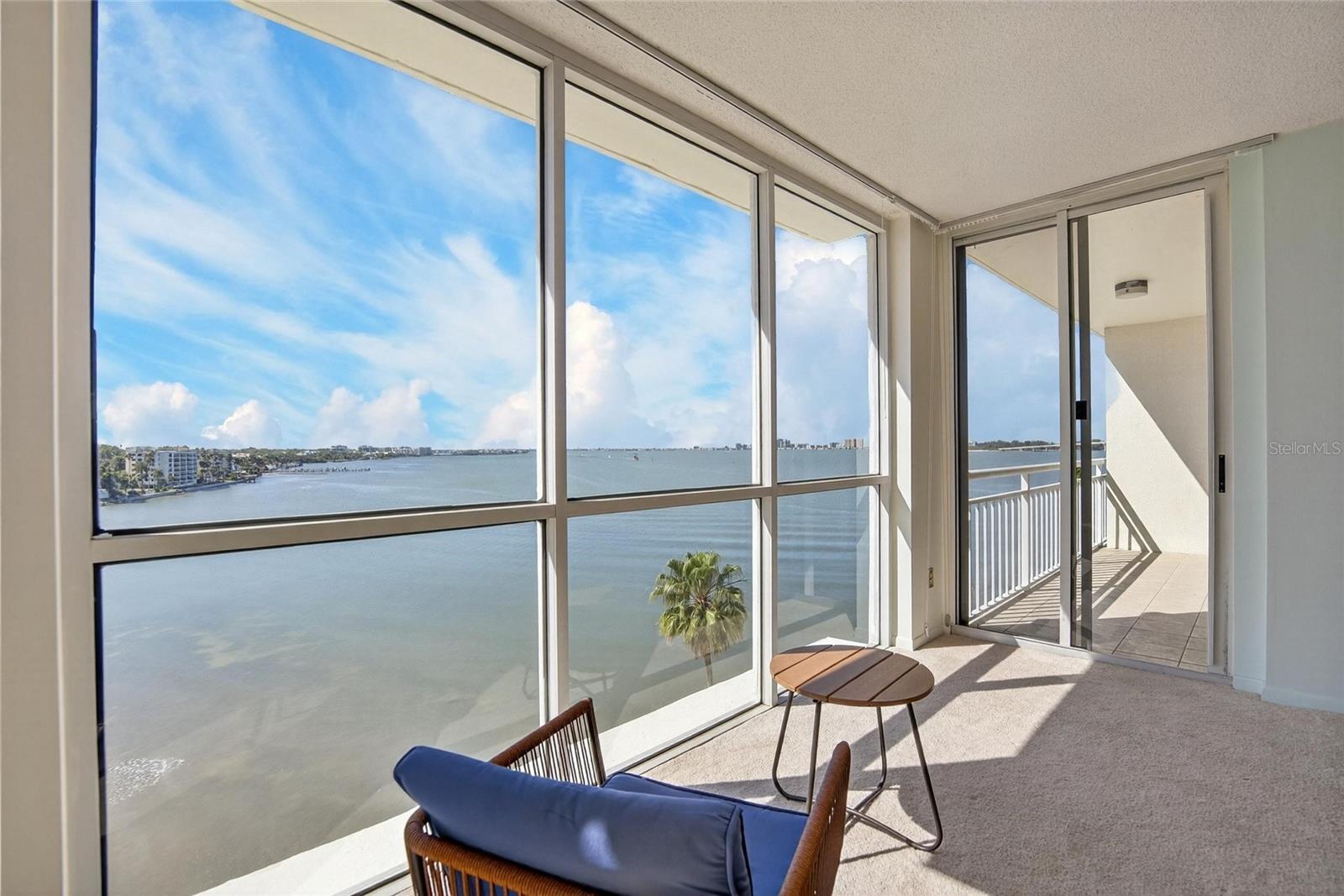 Image 19 of 70 For 100 Pierce Street 703