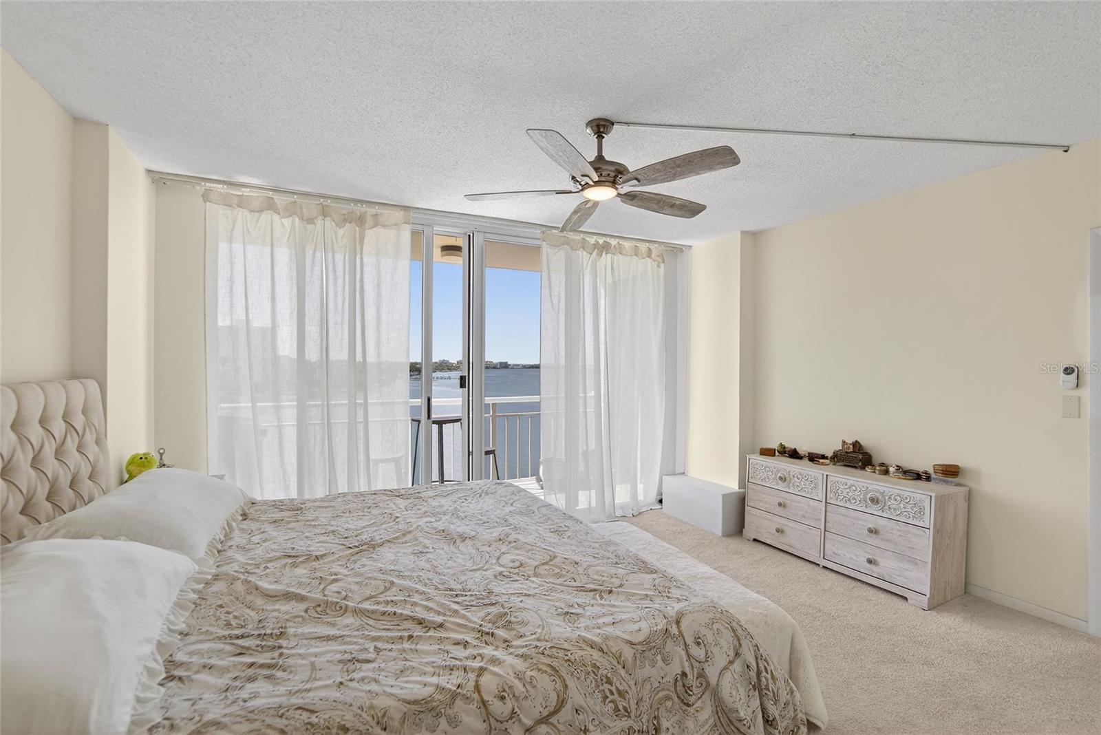 Image 22 of 70 For 100 Pierce Street 703