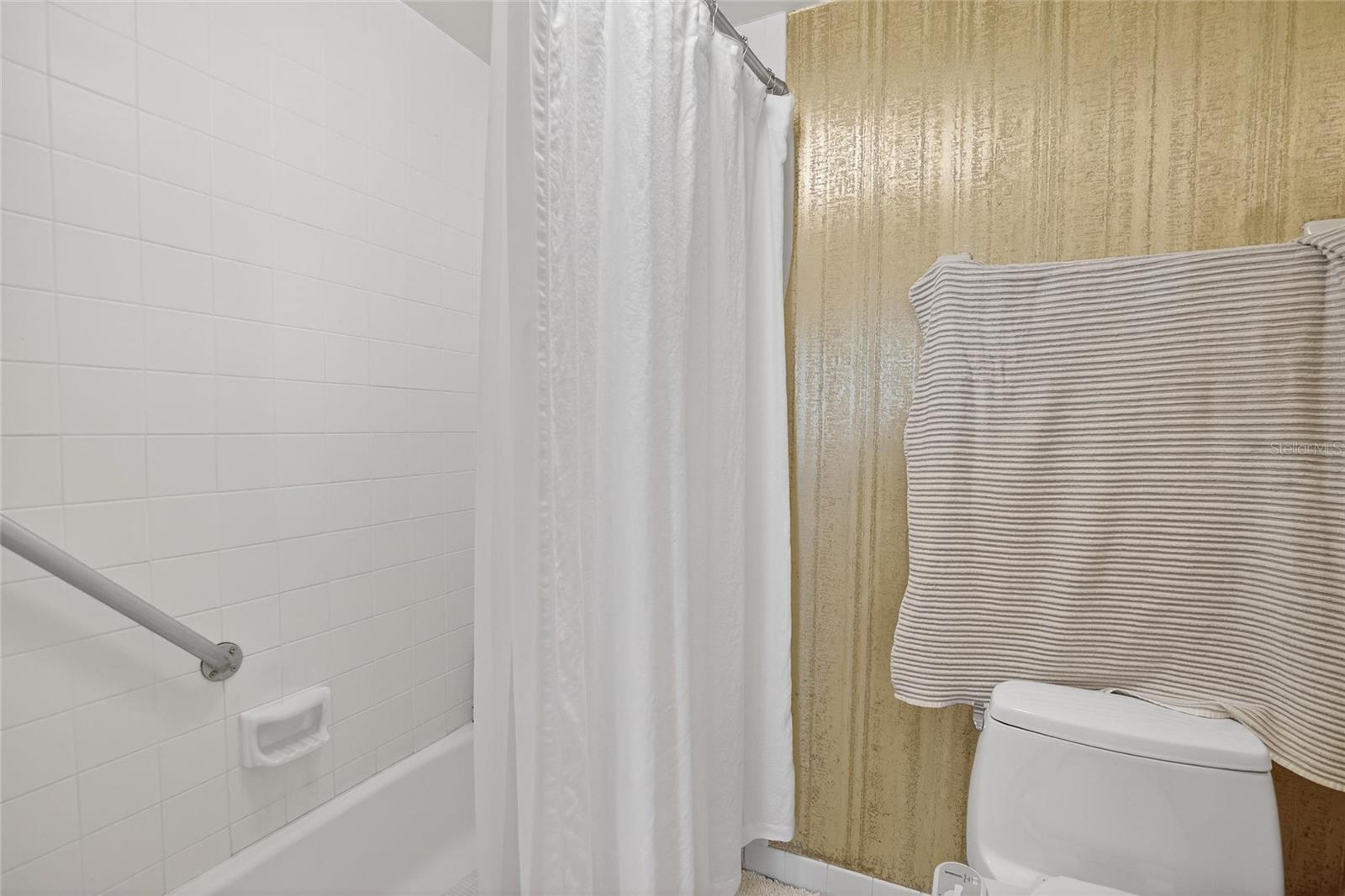 Image 26 of 70 For 100 Pierce Street 703