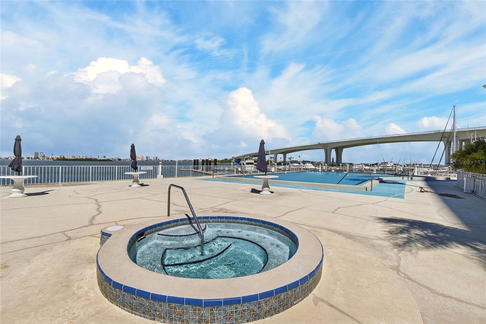 Image 43 of 70 For 100 Pierce Street 703