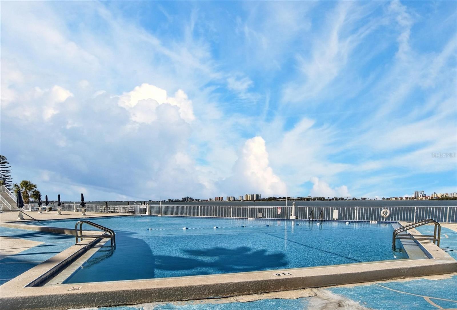 Image 46 of 70 For 100 Pierce Street 703