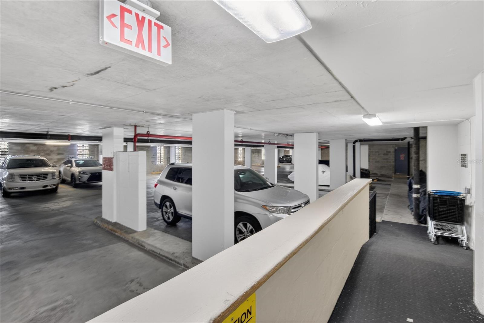 Image 48 of 70 For 100 Pierce Street 703