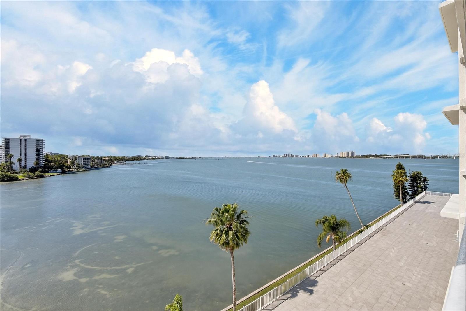 Image 68 of 70 For 100 Pierce Street 703