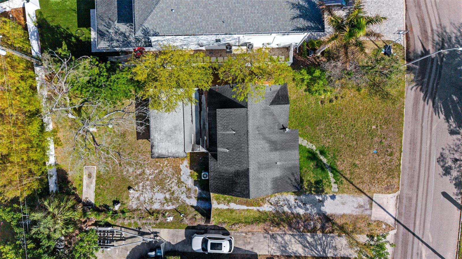 Listing photo id 29 for 544 Severn Avenue