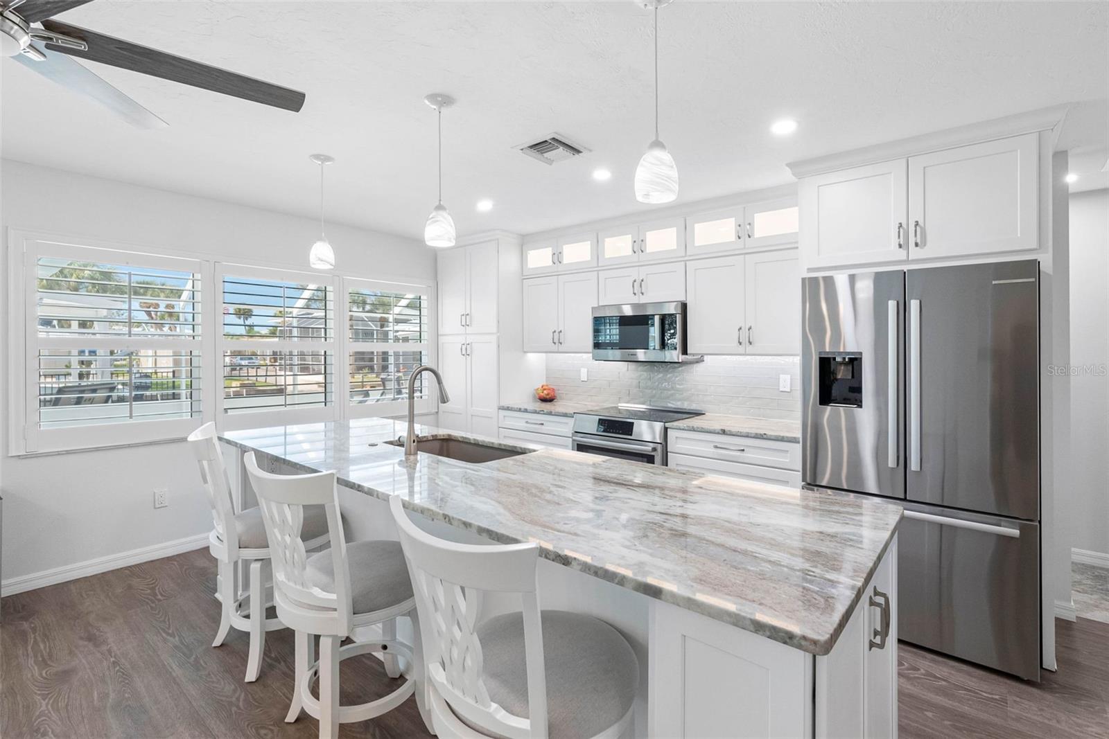 Image 11 of 41 For 9211 Lake Drive