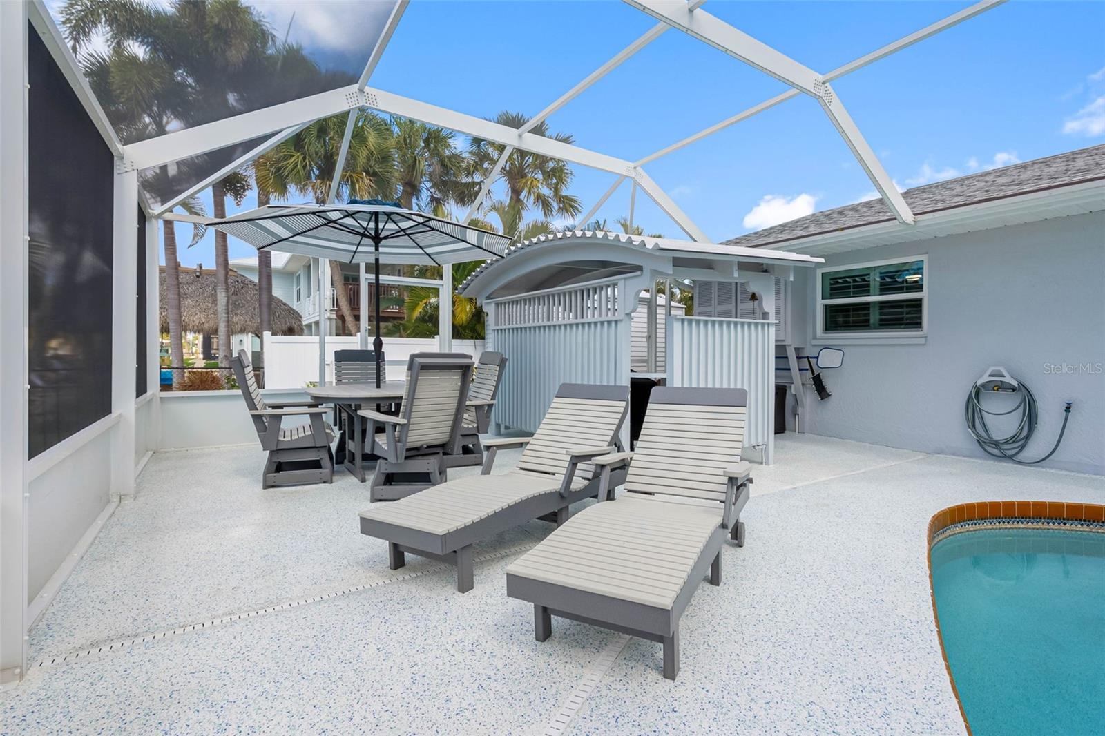 Image 21 of 41 For 9211 Lake Drive