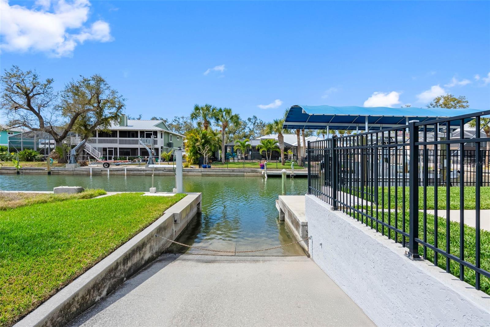 Image 31 of 41 For 9211 Lake Drive