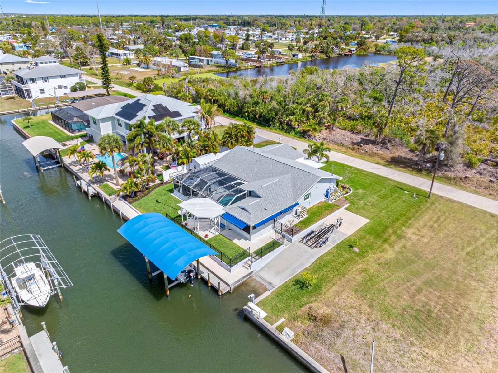 Image 38 of 41 For 9211 Lake Drive