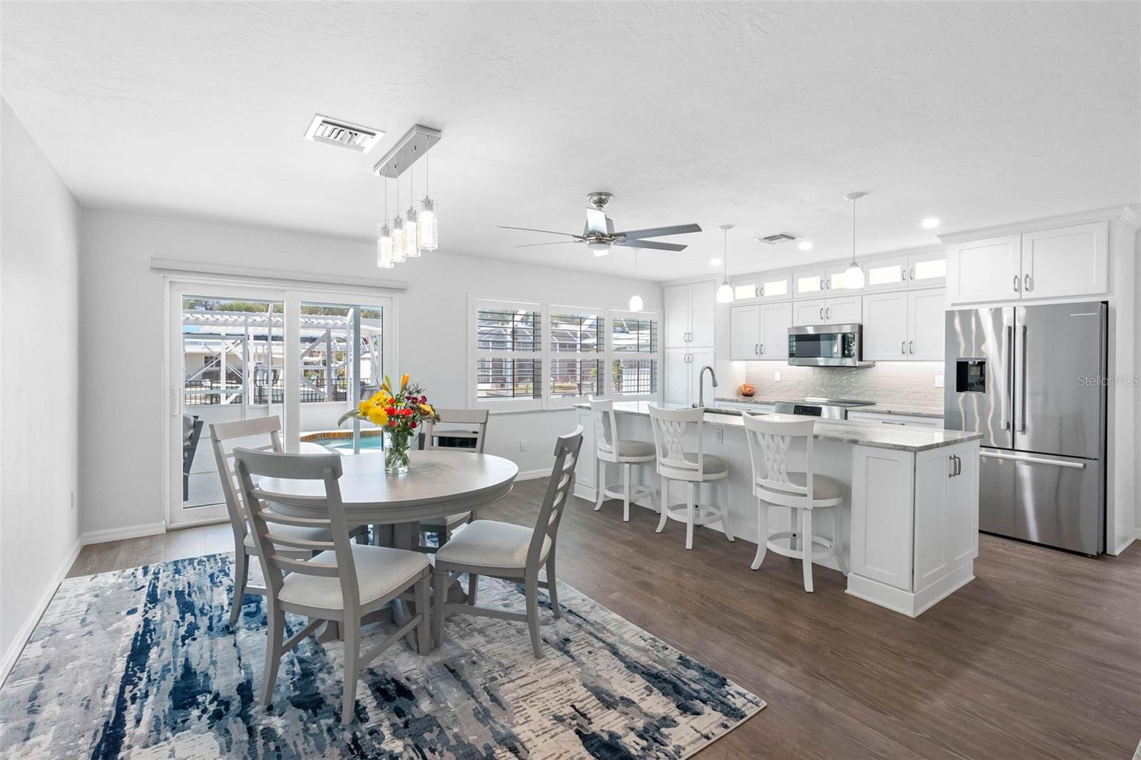 Image 9 of 41 For 9211 Lake Drive