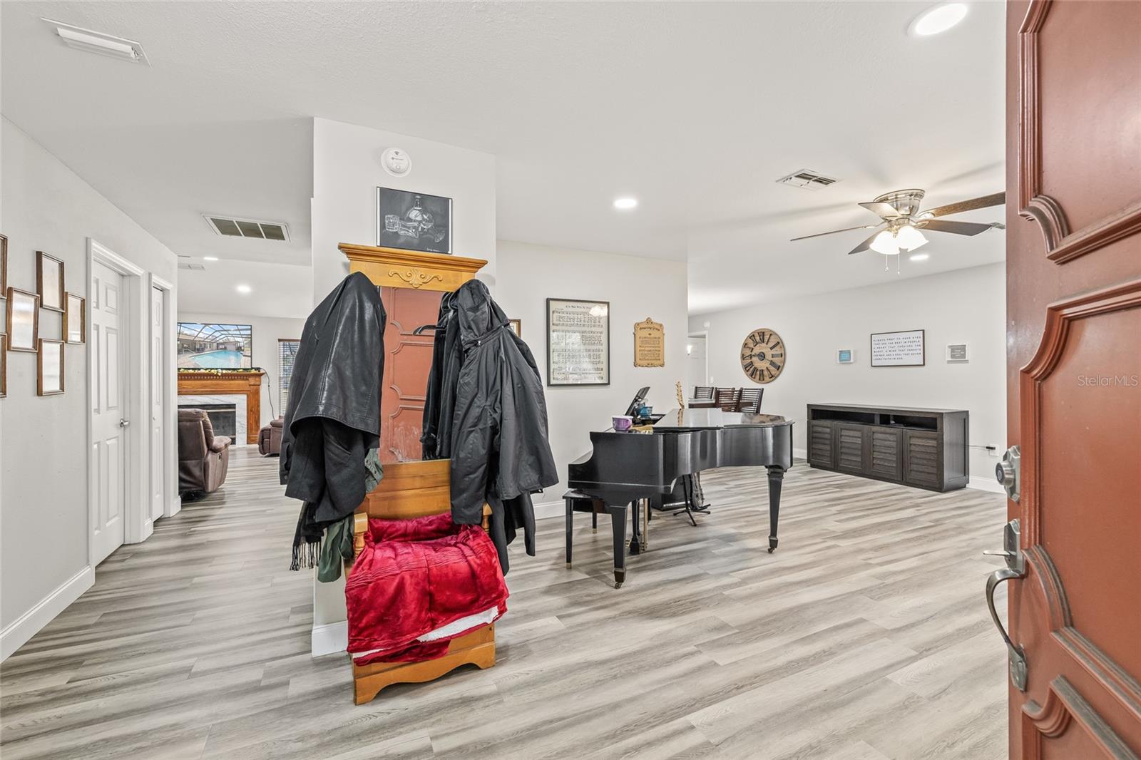 Image 10 of 69 For 1232 Barranca Avenue