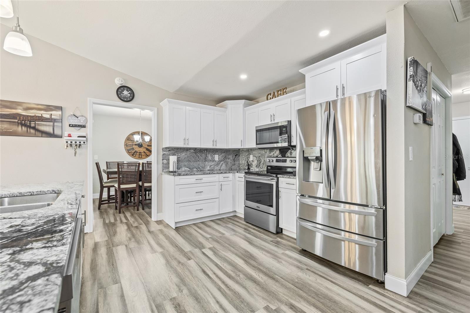 Image 18 of 69 For 1232 Barranca Avenue