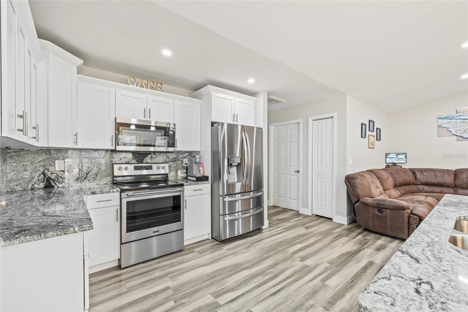 Image 20 of 69 For 1232 Barranca Avenue