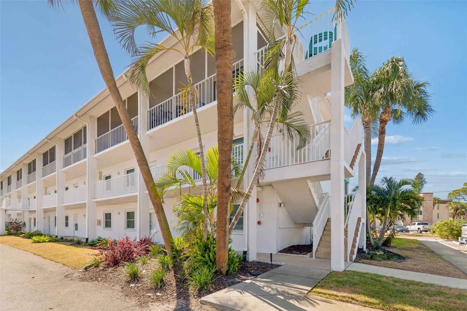 Details for 4920 38th Way S 101, ST PETERSBURG, FL 33711