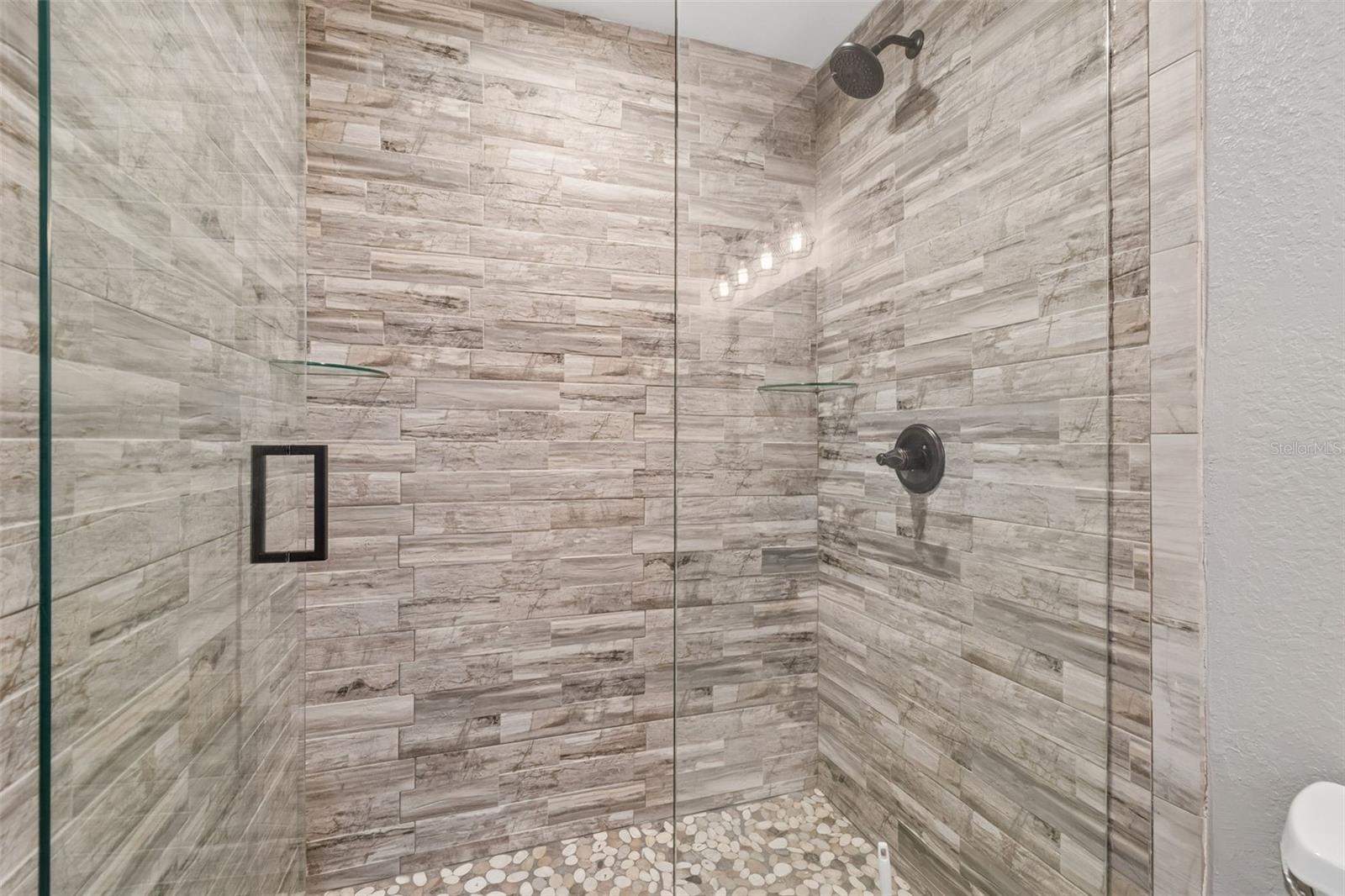 Image 8 of 23 For 4920 38th Way S 101