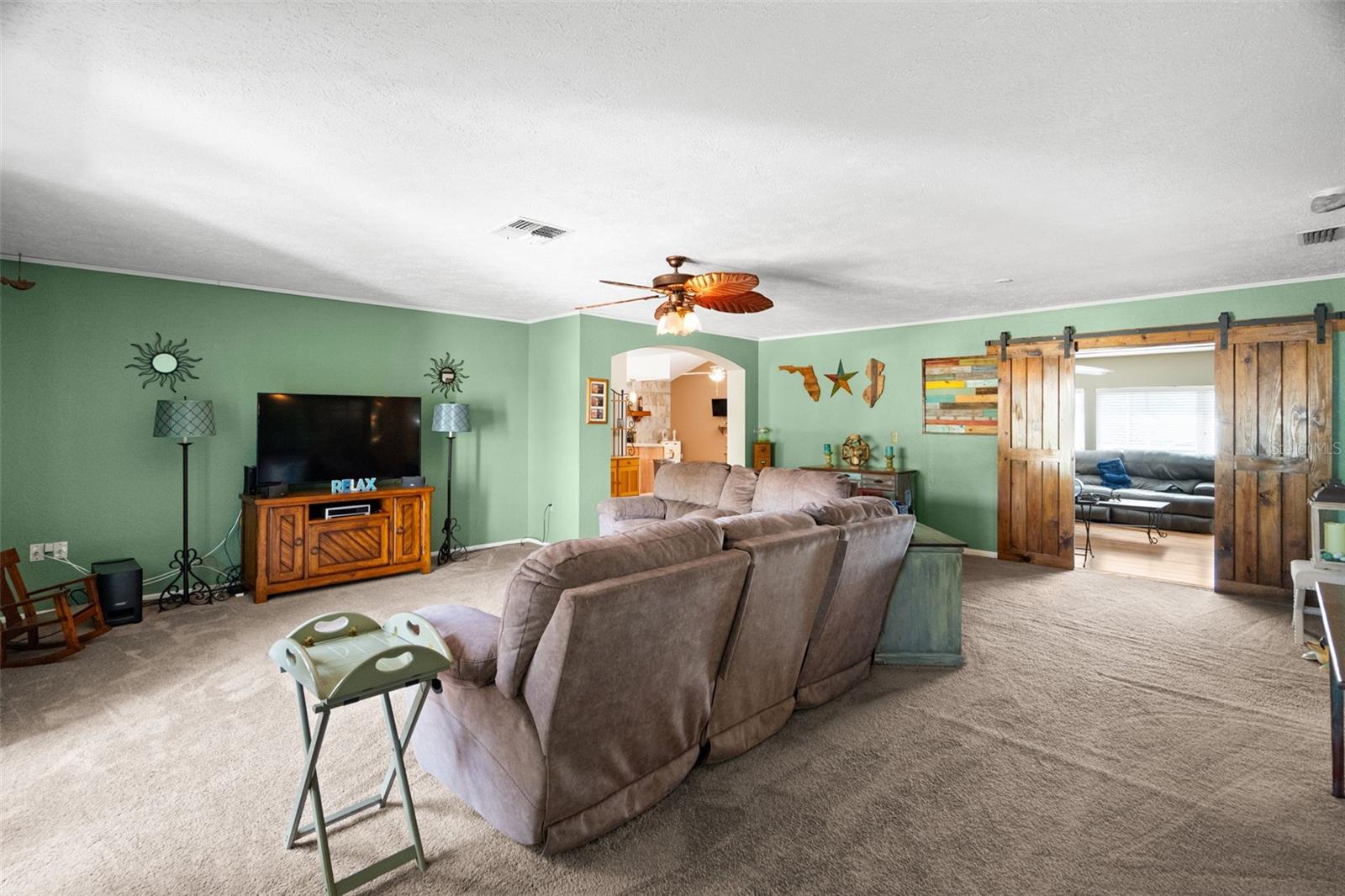 Image 4 of 45 For 7104 Bramblewood Drive