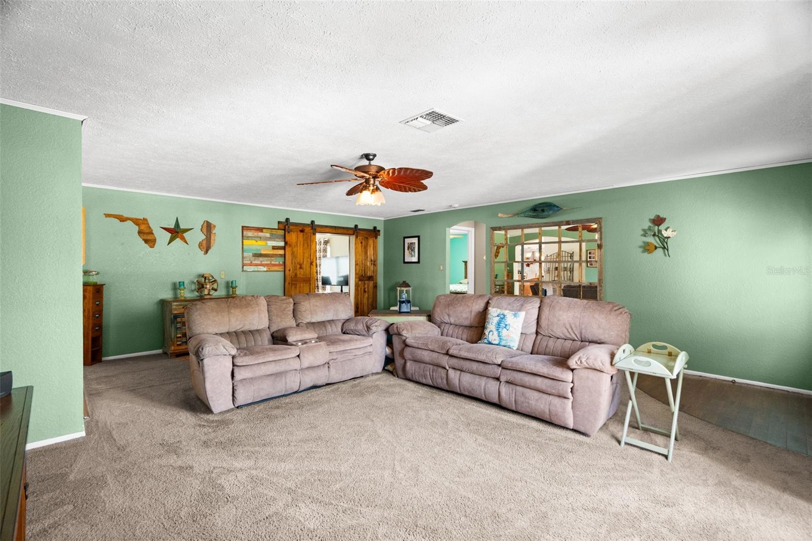 Image 7 of 45 For 7104 Bramblewood Drive