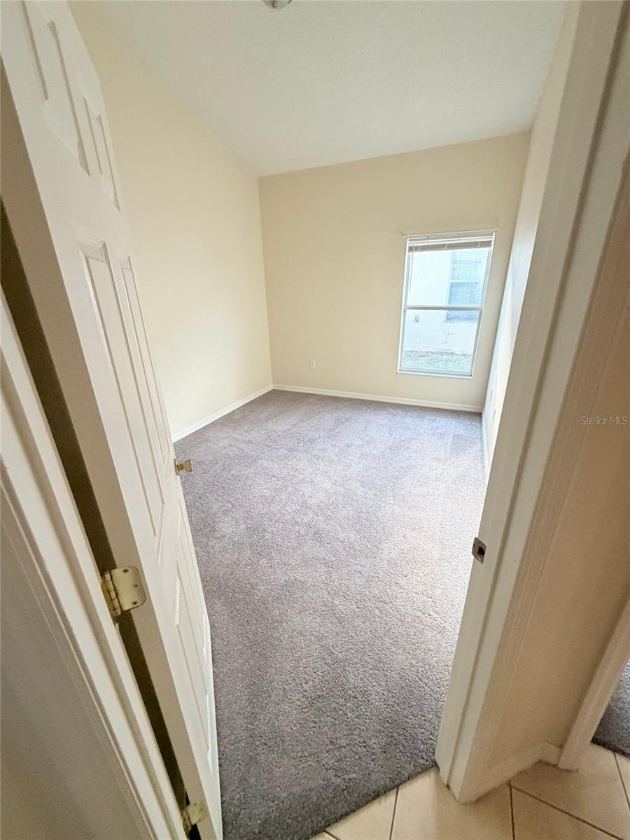 Image 26 of 44 For 16725 Rolling Green Drive