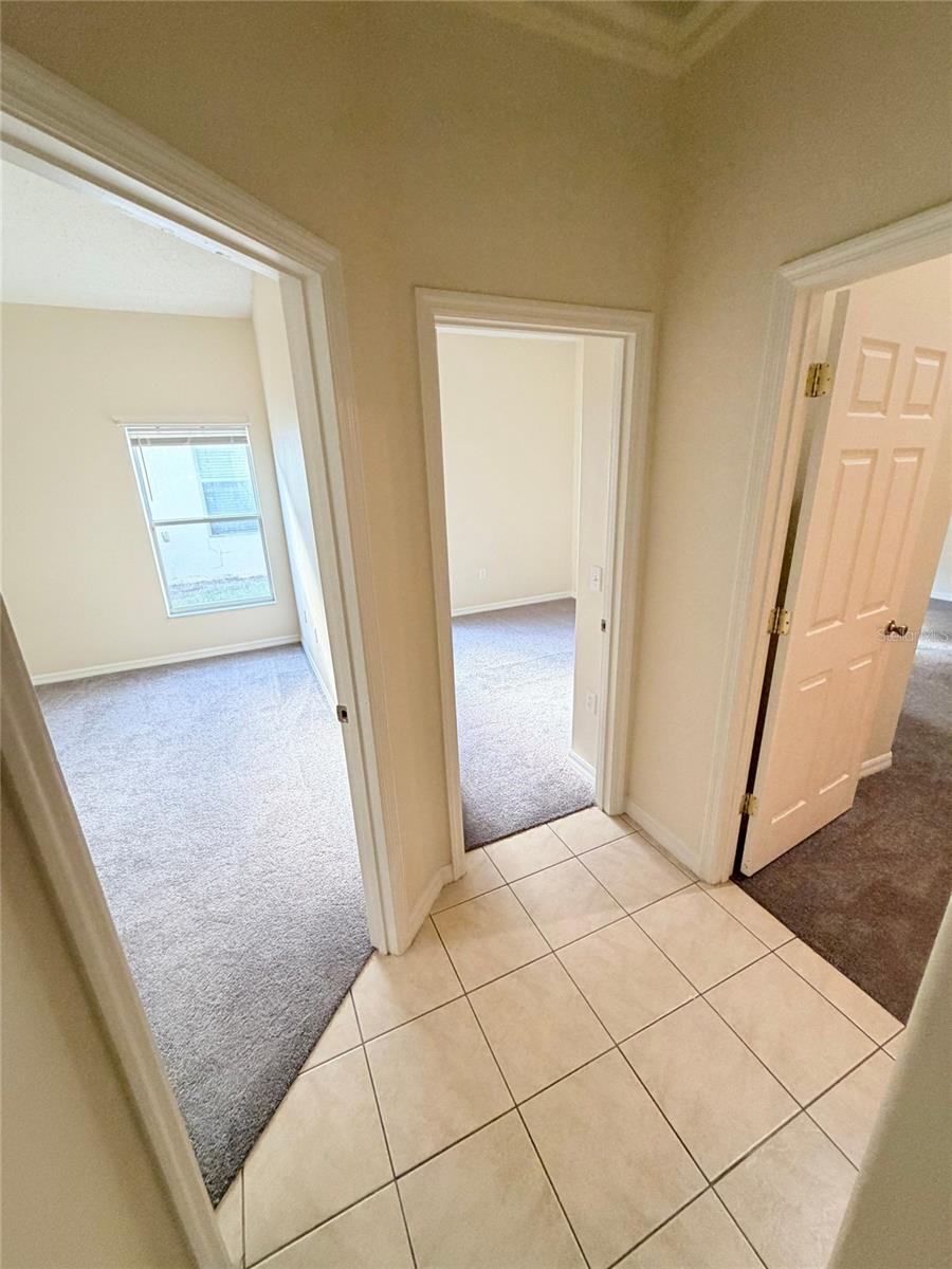 Image 27 of 44 For 16725 Rolling Green Drive