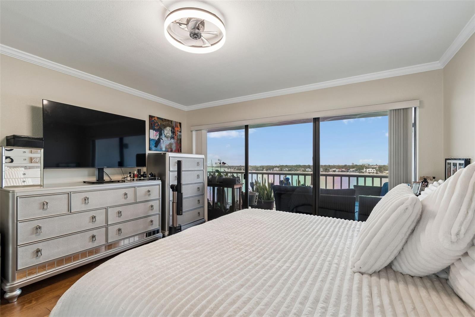 Image 15 of 47 For 2 Adalia Avenue 704