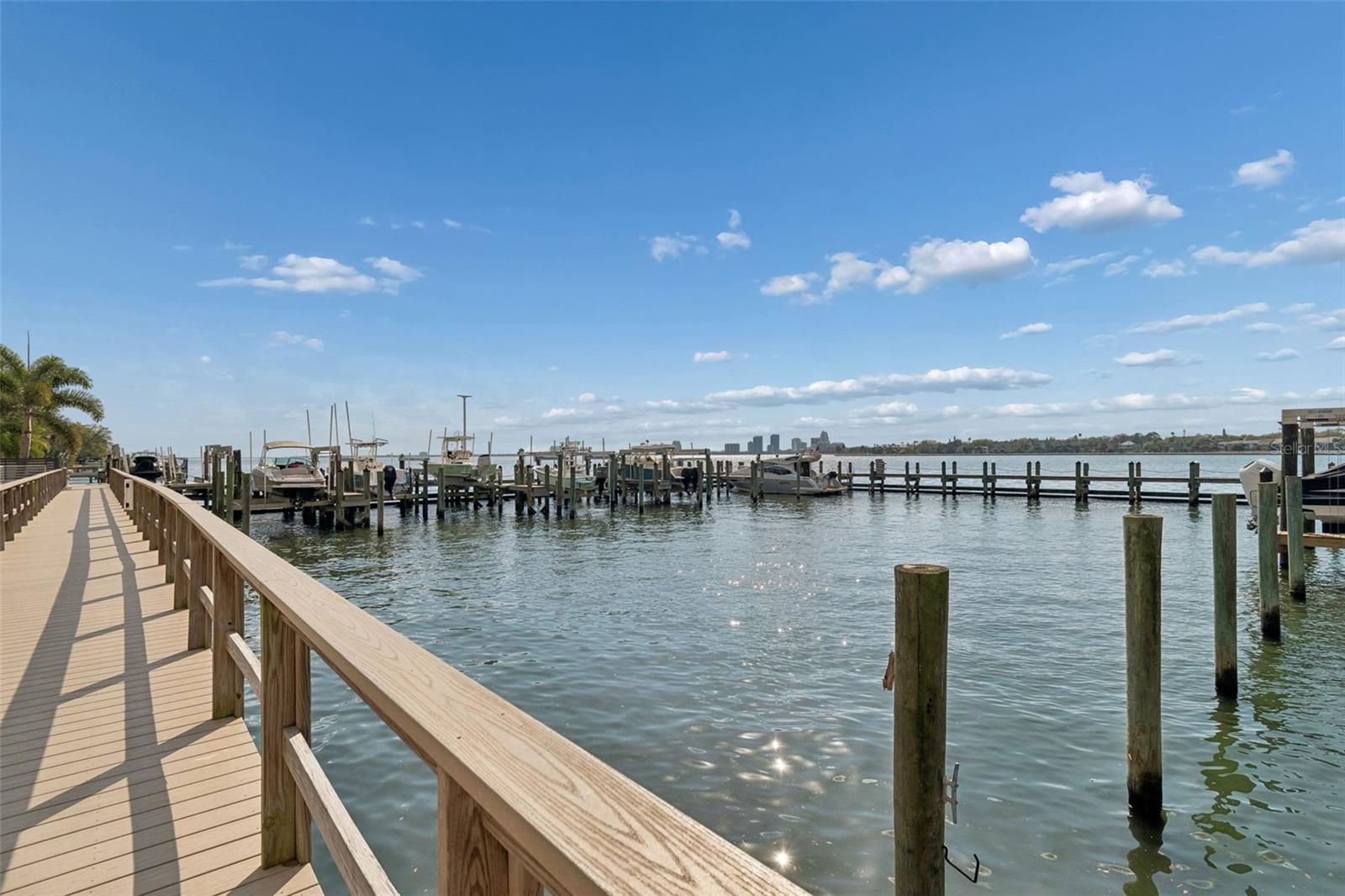 Image 24 of 47 For 2 Adalia Avenue 704