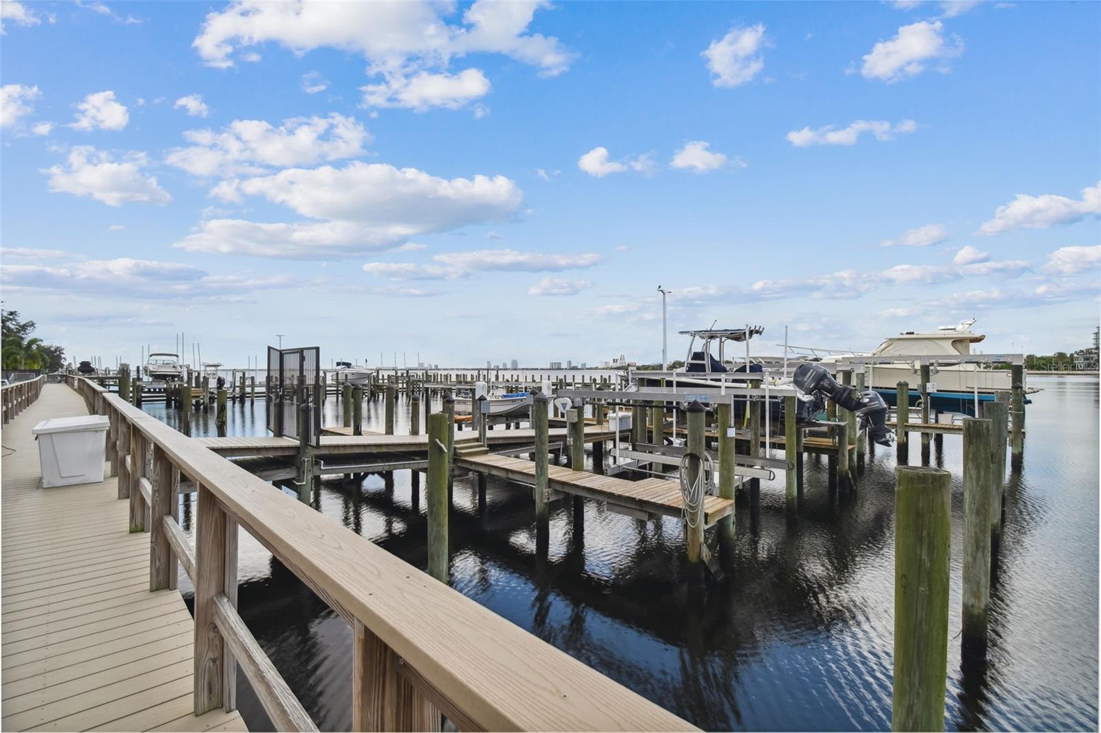 Image 27 of 47 For 2 Adalia Avenue 704