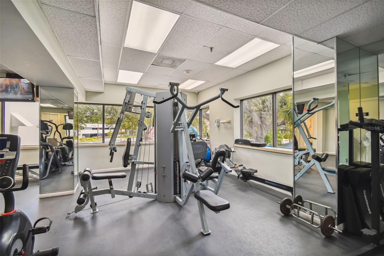 Image 29 of 47 For 2 Adalia Avenue 704