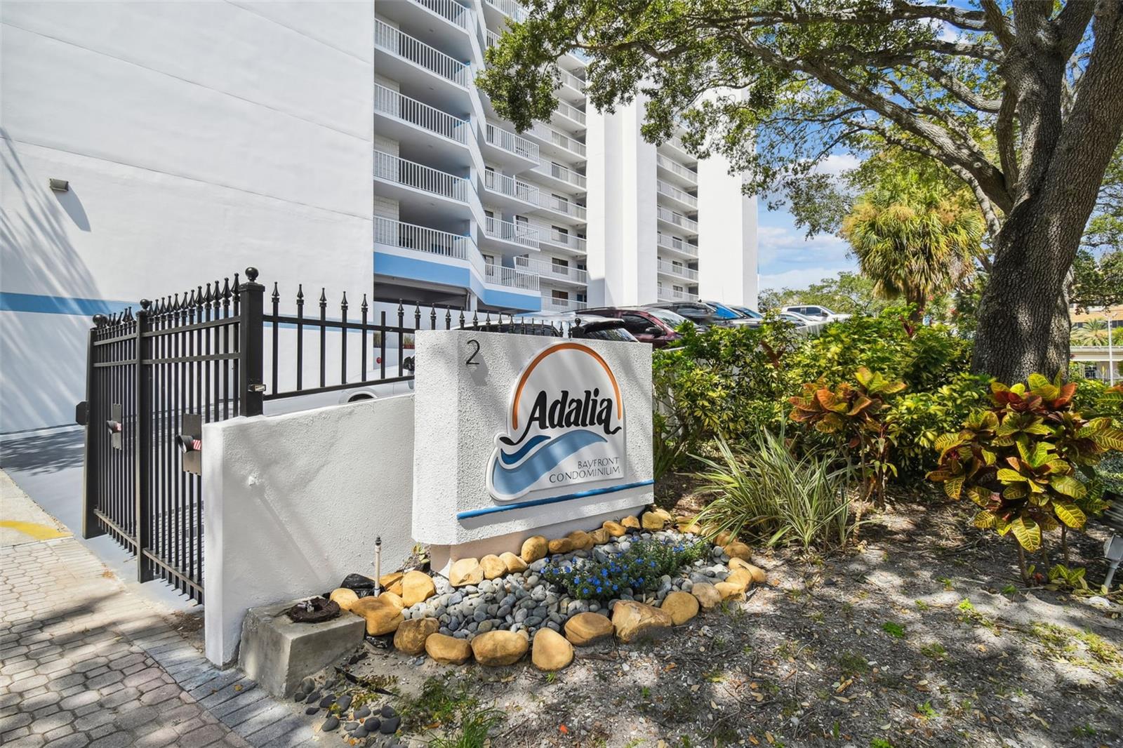 Image 35 of 47 For 2 Adalia Avenue 704