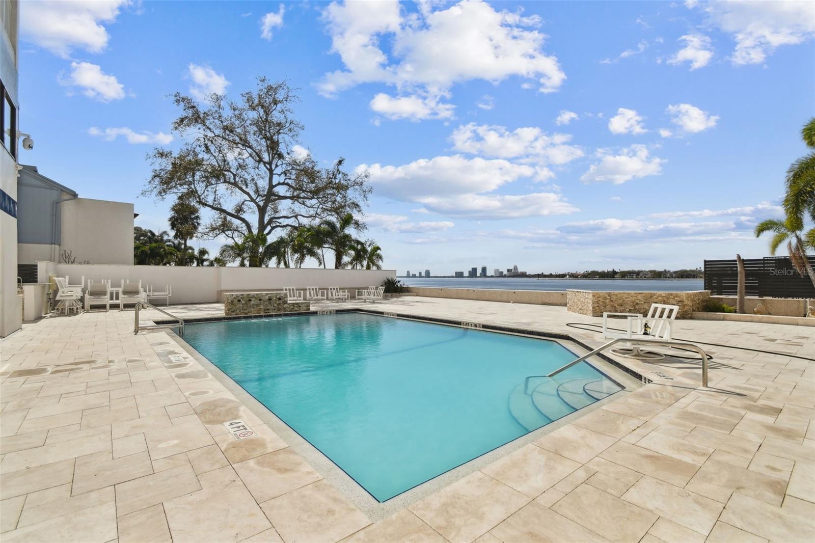 Image 38 of 47 For 2 Adalia Avenue 704