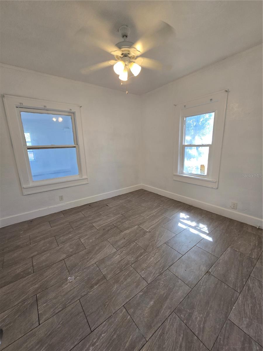 Image 9 of 9 For 2001 11th Street S