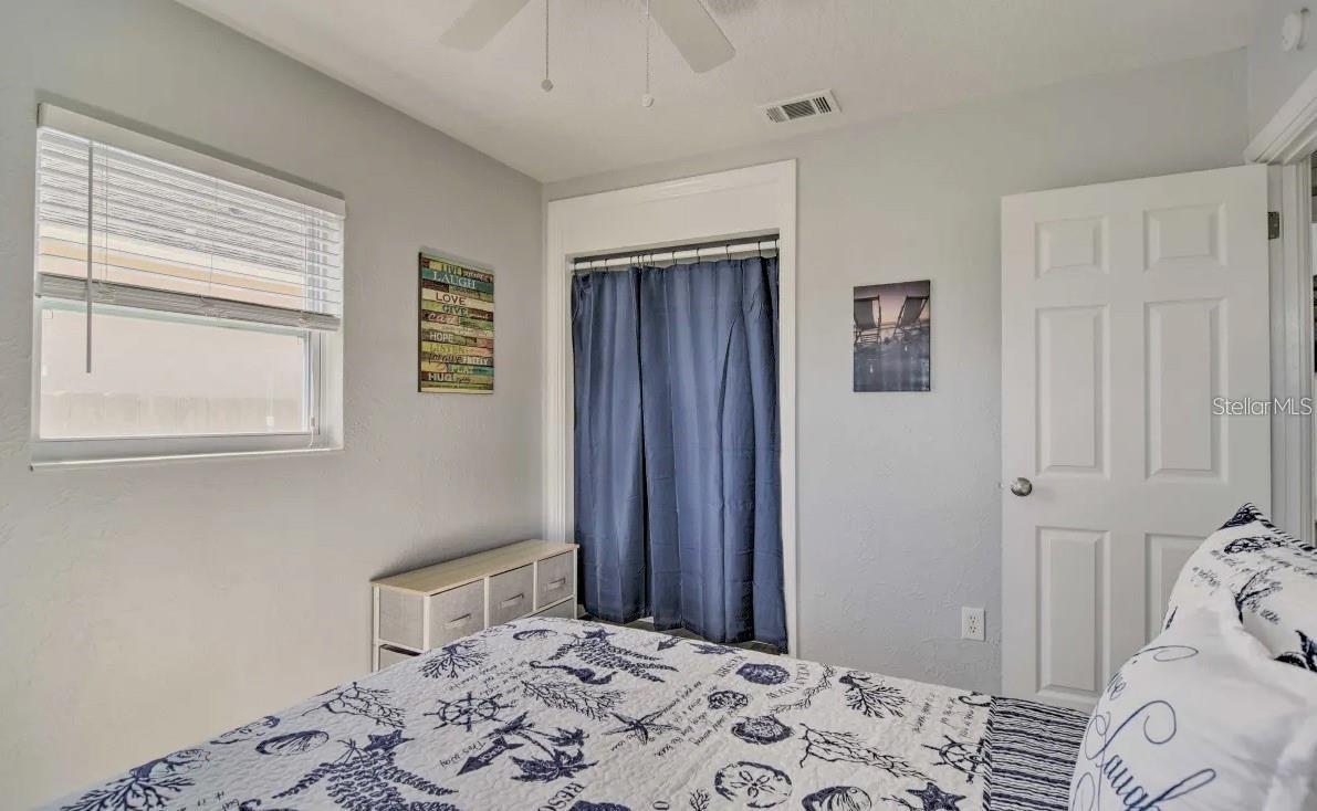 Image 19 of 23 For 10569 86th Avenue