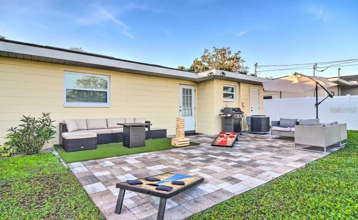 Image 20 of 23 For 10569 86th Avenue