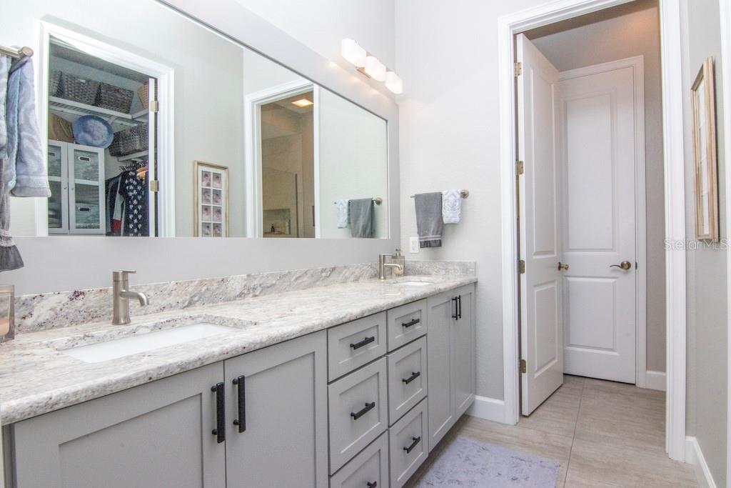 Image 17 of 25 For 5919 Bowen Daniel Drive 103