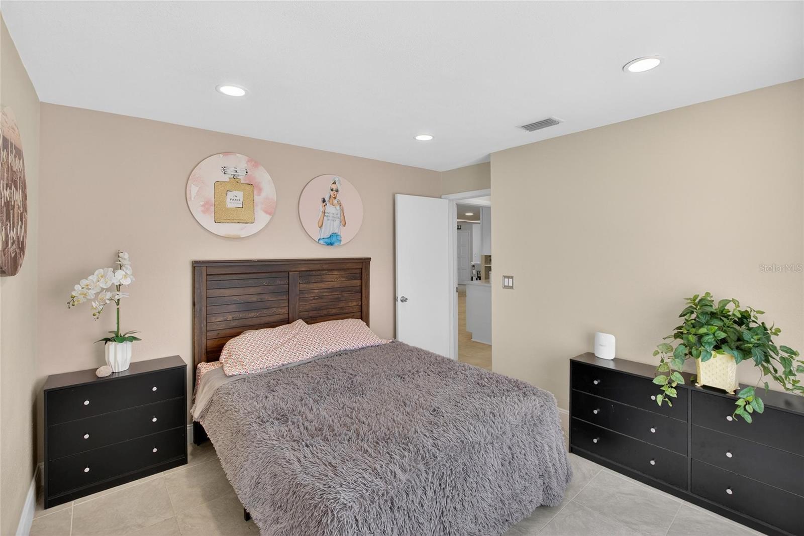 Image 11 of 100 For 12940 Prestwick Drive