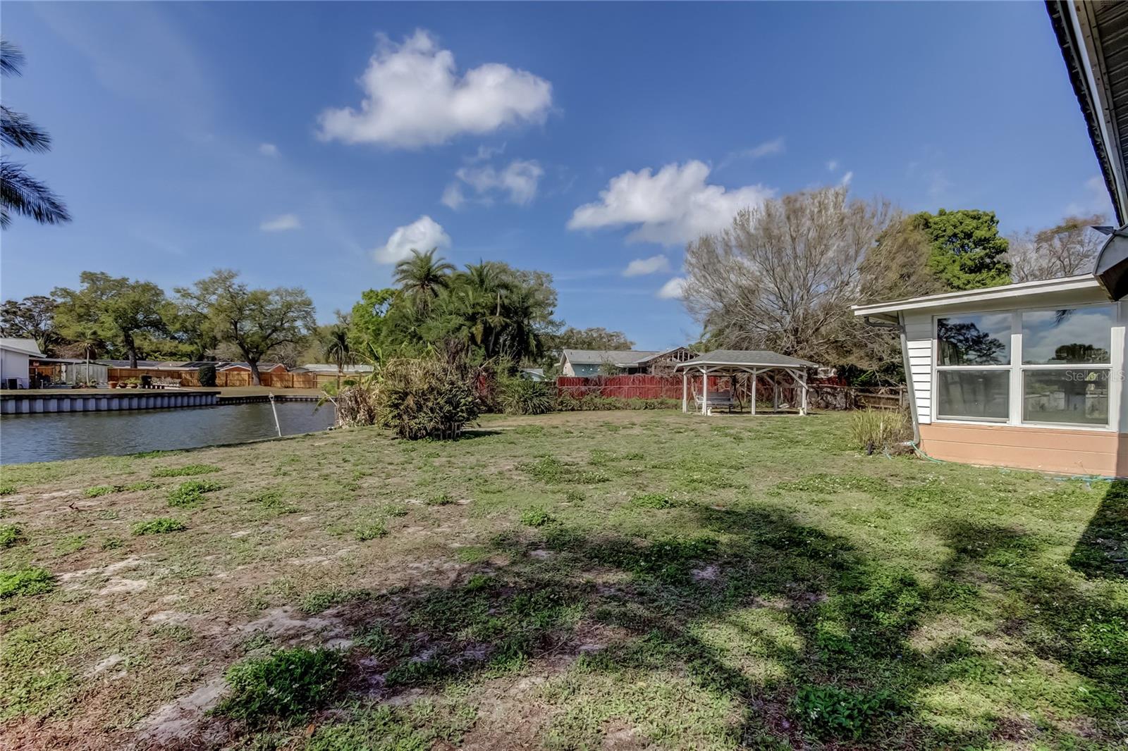 Image 20 of 25 For 8586 Forsyth Drive