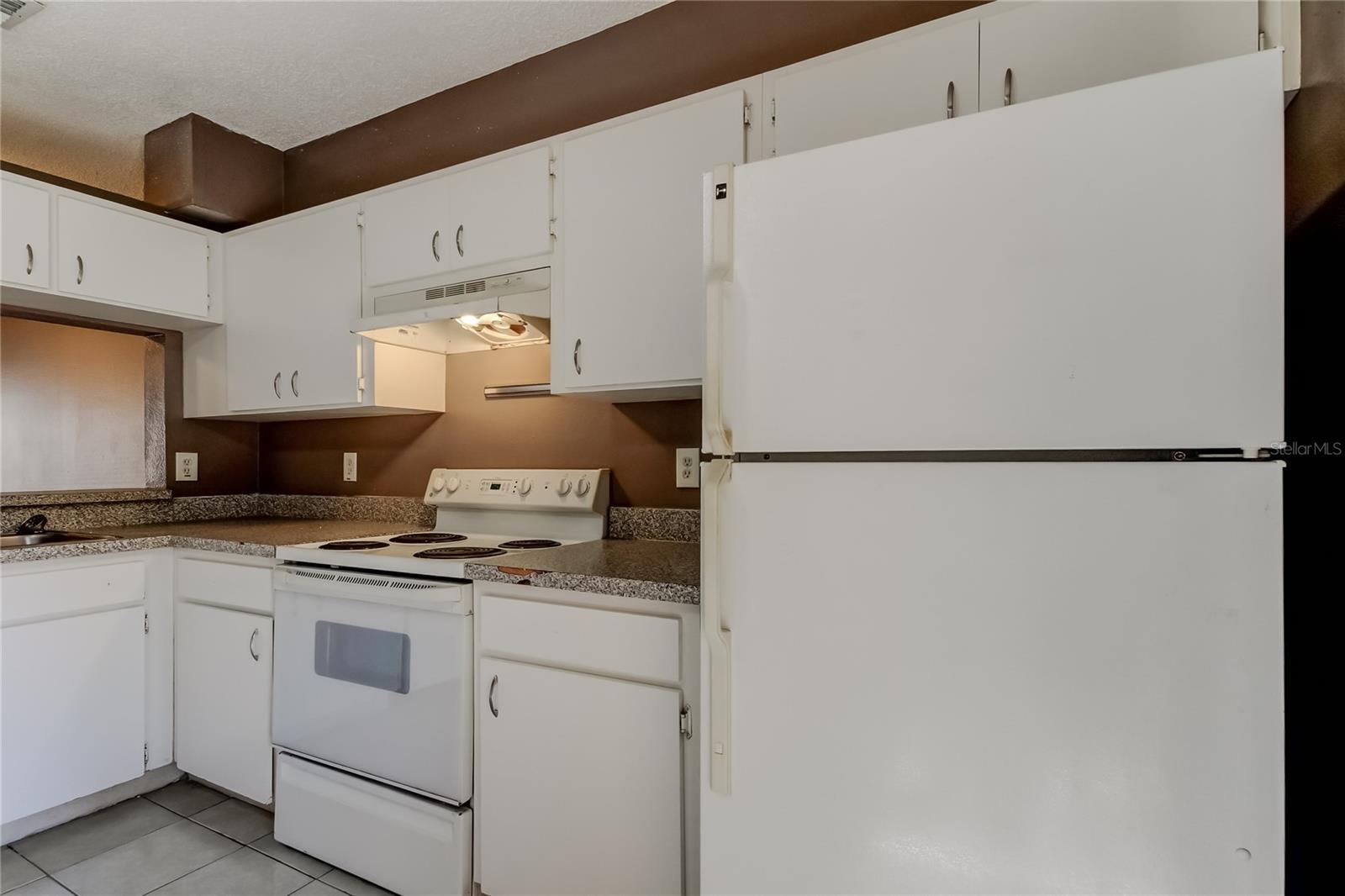 Image 16 of 42 For 6318 Bayside Key Drive