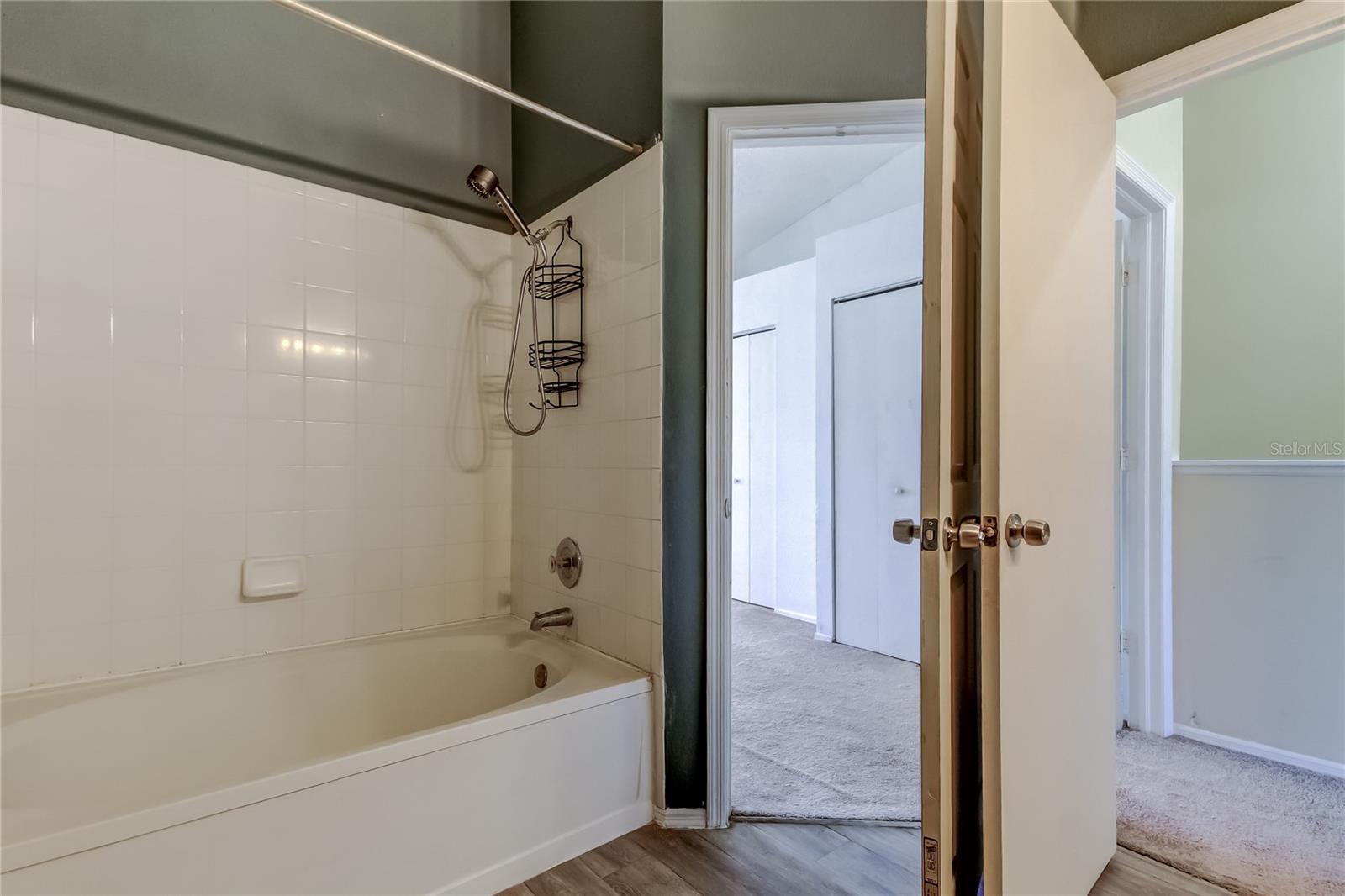 Image 26 of 42 For 6318 Bayside Key Drive